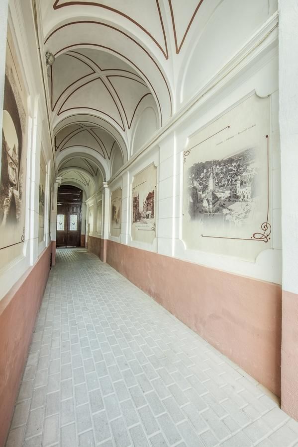 Гостевой дом Residence Central Annapolis Брашов-15