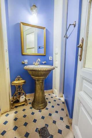 Гостевой дом Residence Central Annapolis Брашов Двухместный номер Делюкс с 1 кроватью-5