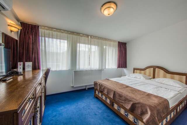 Гостевой дом Residence Central Annapolis Брашов-20