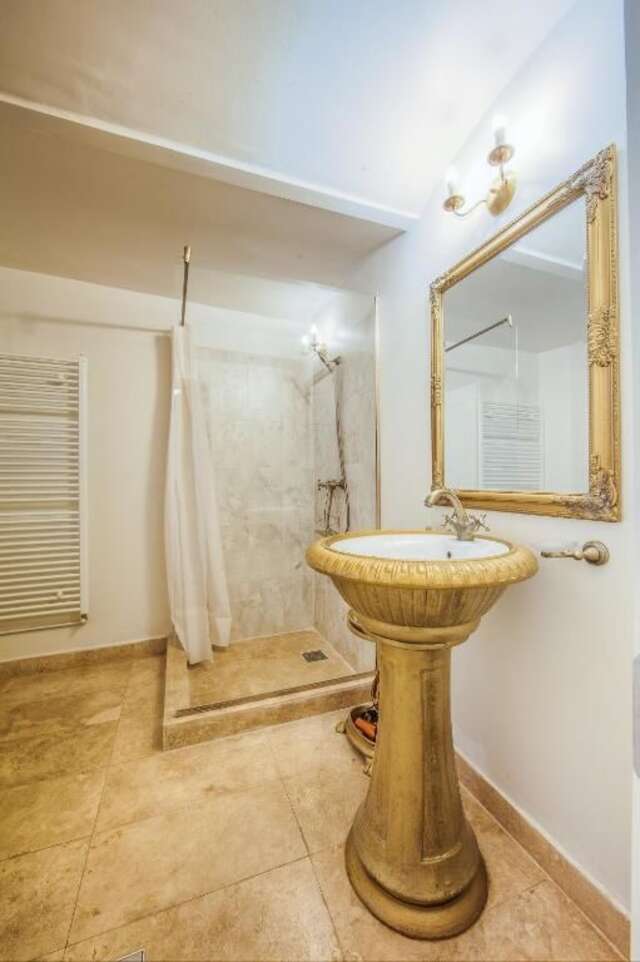 Гостевой дом Residence Central Annapolis Брашов-51